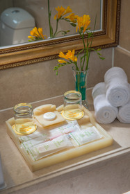 Vienna Hotel Meilin Road