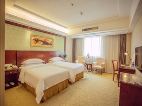 Vienna Hotel Qianjin Road Branch