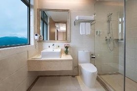 Vienna Hotel Shenzhen East Railway Station