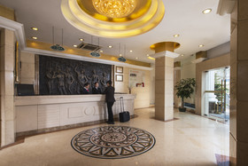 Vienna Hotel Shenzhen Pinghu Plaza