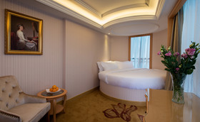 Vienna Hotel Shenzhen Xiashuijing Subway Station