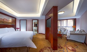 Vienna International Hotel Shenzhen Diwang South Bao'an Road