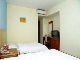 Yintong Trip Inn (Shenzhen Longyuan)