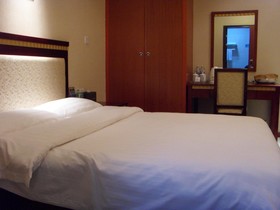 Decheng Business Hotel - Xiamen