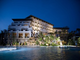 Golden Bay Resort Hotel