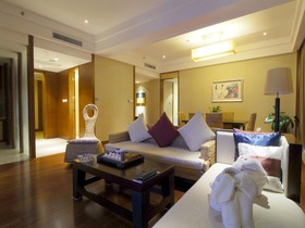 Golden Bay Resort Hotel