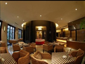 Golden Bay Resort Hotel