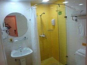 Home Inn Xiamen Railway Station Hubin East Road