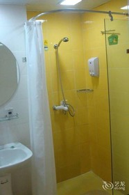 Home Inn Xiamen Railway Station Hubin East Road