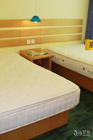 Home Inn Xiamen Railway Station Hubin East Road