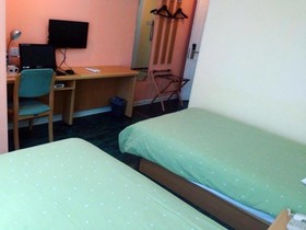 Home Inn Xiamen Railway Station Hubin East Road