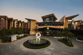 Renaissance Xiamen Resort & Spa