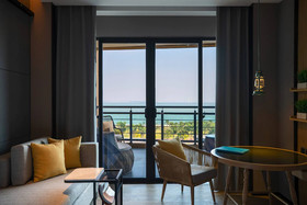 Renaissance Xiamen Resort & Spa