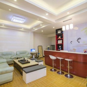 Small White Whale Inn