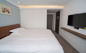 Starchain Zengcuoan Hotel