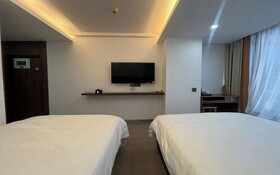 Starchain Zengcuoan Hotel