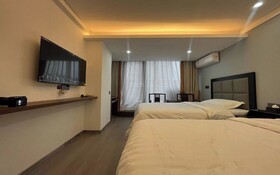 Starchain Zengcuoan Hotel