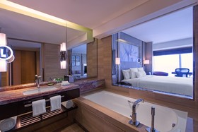 UrbanLiving Liborio