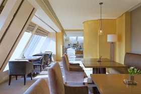UrbanLiving Liborio