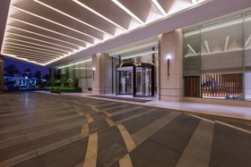 UrbanLiving Liborio