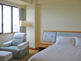 Zenith Hotel-Near Train Station & The Mixc