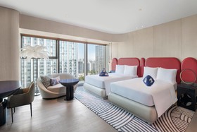 W Xiamen