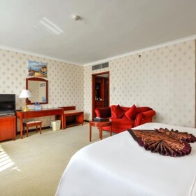 Xiamen Huaqiao Hotel