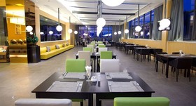 Yuzhou Camleon Hotel