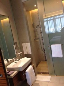 Yuzhou Camleon Hotel