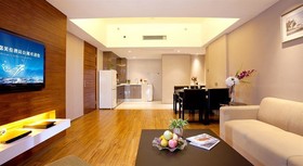 Yuzhou Camleon Hotel