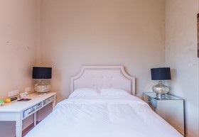 eStay Residence Phoenix City Wuzhou