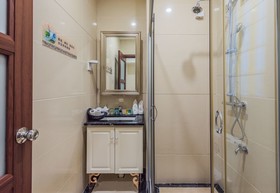 eStay Residence Phoenix City Wuzhou