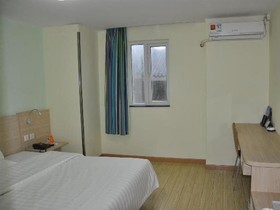 7Days Inn Zhuhai Gongbei Wal Mart Branch