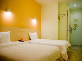 7Days Inn Zhuhai Gongbei Wal Mart Branch