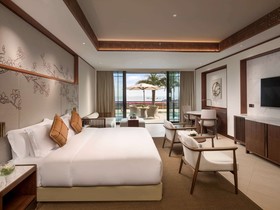 Angsana Zhuhai Phoenix Bay Hotel