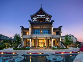 Angsana Zhuhai Phoenix Bay Hotel