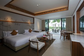 Angsana Zhuhai Phoenix Bay Hotel