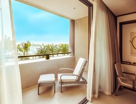 Angsana Zhuhai Phoenix Bay Hotel