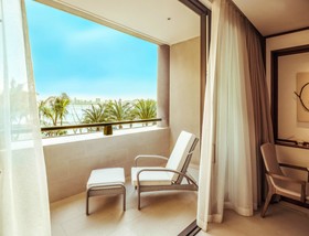 Angsana Zhuhai Phoenix Bay Hotel