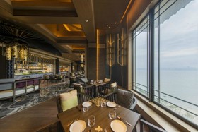 Angsana Zhuhai Phoenix Bay Hotel