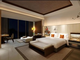 Angsana Zhuhai Phoenix Bay Hotel