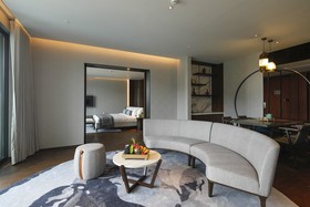 Angsana Zhuhai Phoenix Bay Hotel