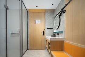 Days Inn by Wyndham Zhuhai Gongbei Port