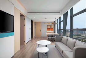 Days Inn by Wyndham Zhuhai Gongbei Port