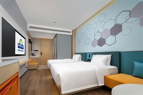 Days Inn by Wyndham Zhuhai Gongbei Port