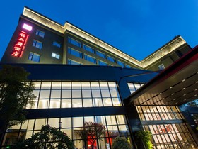 Experience Art Hotel