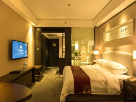 Experience Art Hotel