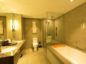 Experience Art Hotel