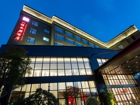 Experience Art Hotel