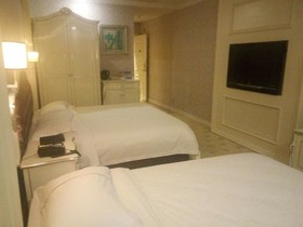 Zhuhai Rongfeng Hotel